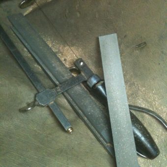 Mycket sågande och filande blir det