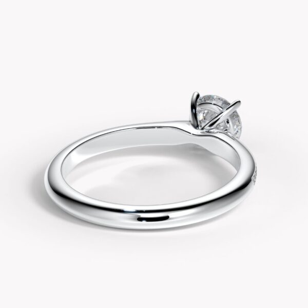 klassisk diamantring platina