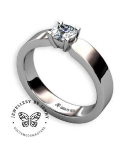 Alternative view of Sophie