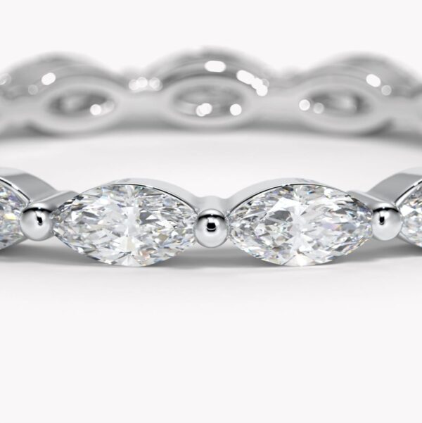 nätt alliansring platina